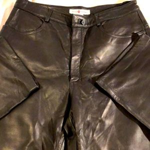 Sz 8 100% LEATHER PANTS SAKS FIFTH AVENUE INCREDIBLE SOFT AND SUPPLE BLACK